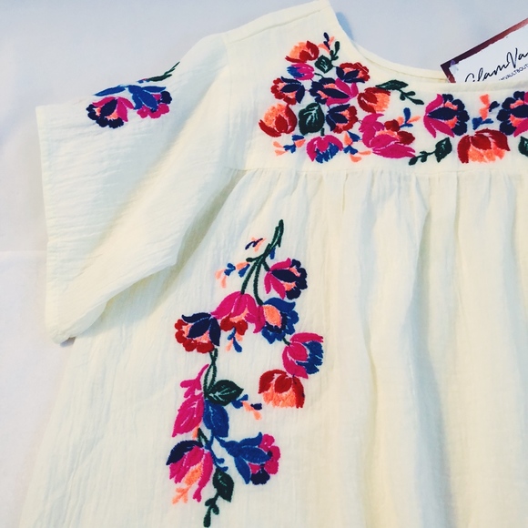 Glamvault Tops - Cream // Bell Sleeve Floral Embroidered Top